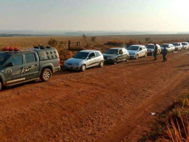 DOF apreende 7 carros na fronteira com contrabando de rel&oacute;gio a isqueiro
