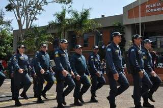 Polícia Militar de Mato Grosso do Sul utiliza uniformes na cor azul-marinho. (Foto: PM/MS)