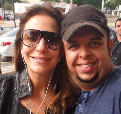 Aonde ela vai, eles est&atilde;o: f&atilde;-clube de MS da Ivete se torna o n&ordm; 1 do Pa&iacute;s