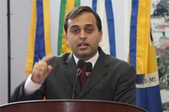  Justi&ccedil;a suspende julgamento que pode cassar vereador Marcelo Barros 