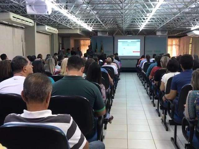 Matr&iacute;cula digital: aberto prazo para inscri&ccedil;&atilde;o de antigos e novos alunos