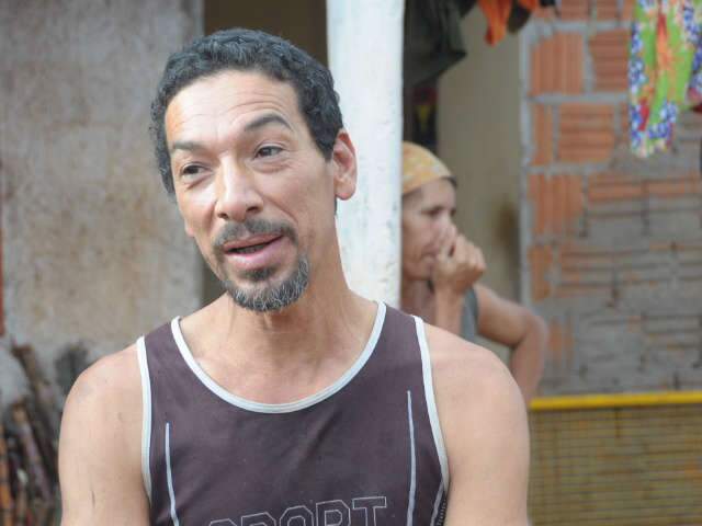 Inc&ecirc;ndio destr&oacute;i formas de tanques e dono estima preju&iacute;zo em R$ 48 mil