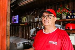 Antonio tem restaurante na cidade há 36 anos. (Foto: Henrique Kawaminami)