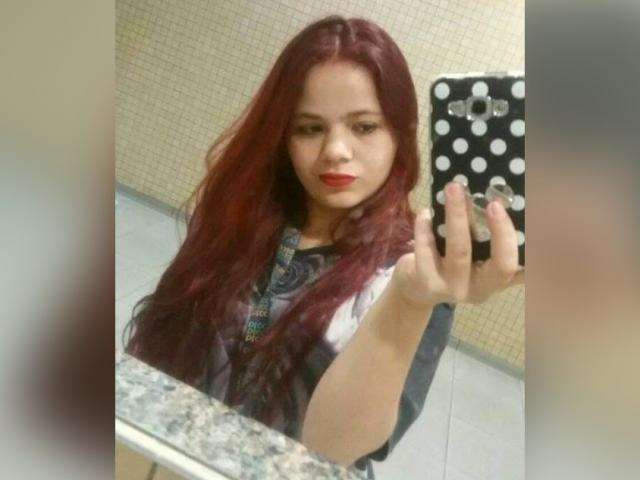 Vista pela &uacute;ltima vez em ponto de &ocirc;nibus, mulher est&aacute; desaparecida h&aacute; 7 meses