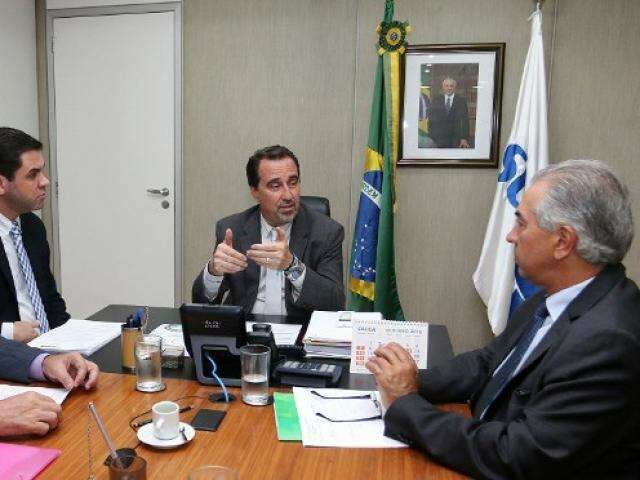 Ministro assume compromisso de liberar verbas para o Hospital do Trauma