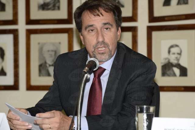 Ministro das Cidades entrega casas amanh&atilde; em Dourados