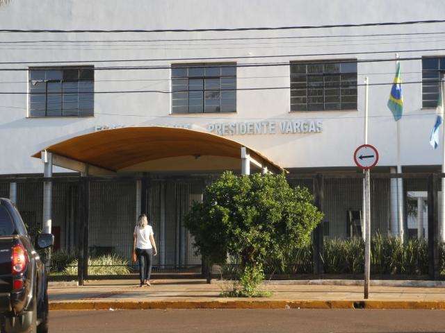 Greve deixa 65 mil estudantes sem aula a partir de hoje em Dourados