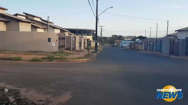 Bairro tem s&eacute;rie de roubos e furtos e moradores pedem mais seguran&ccedil;a