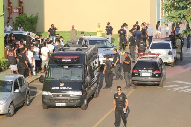 Opera&ccedil;&atilde;o da Pol&iacute;cia Civil com foco em adolescentes reuniu 250 homens