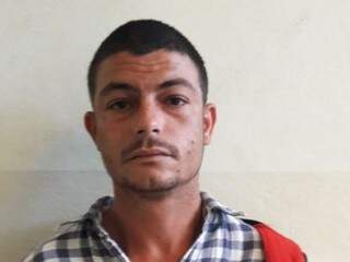 Os irmãos e um terceiro envolvido Emerson Sanabria dos Santos, 27 anos, fugiram após o crime.  (Foto: O Pantaneiro) 