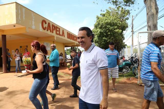 Marquinhos diz que n&atilde;o vai terceirizar administra&ccedil;&atilde;o de cemit&eacute;rios