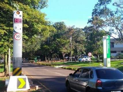 Por hora, radares multaram 23 motoristas em Campo Grande