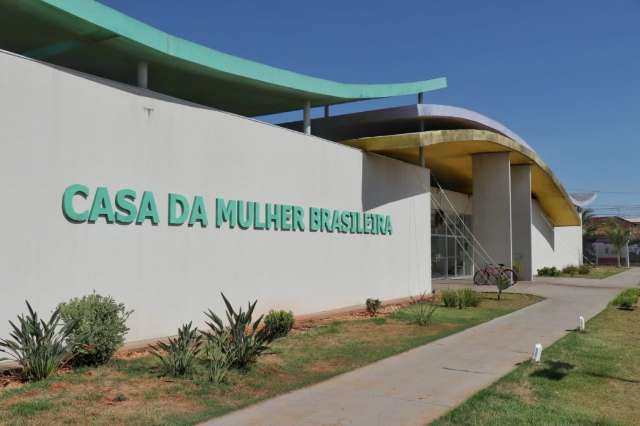 Mulher &eacute; estrangulada at&eacute; a morte durante a madrugada em condom&iacute;nio