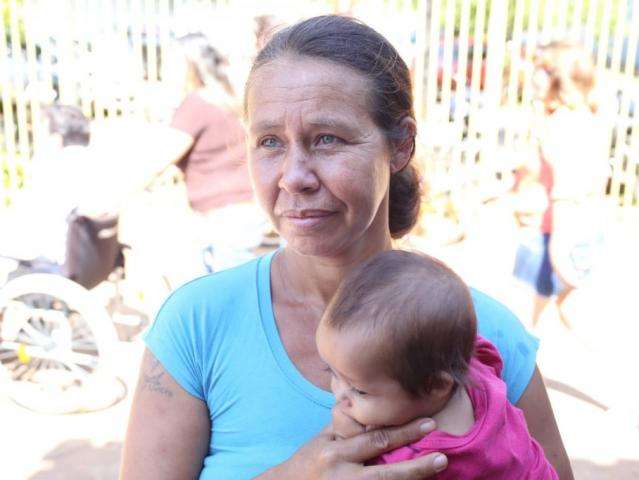 &quot;At&eacute; votar perdeu o sentido&quot;, diz m&atilde;e de Kauan no maior local de vota&ccedil;&atilde;o