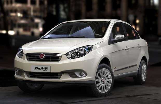 Recall: Fiat convoca para substituição do volante do Grand Siena