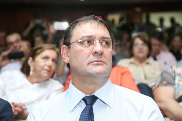 Setor produtivo de MS v&ecirc; afastamento de Dilma como sa&iacute;da &agrave; crise