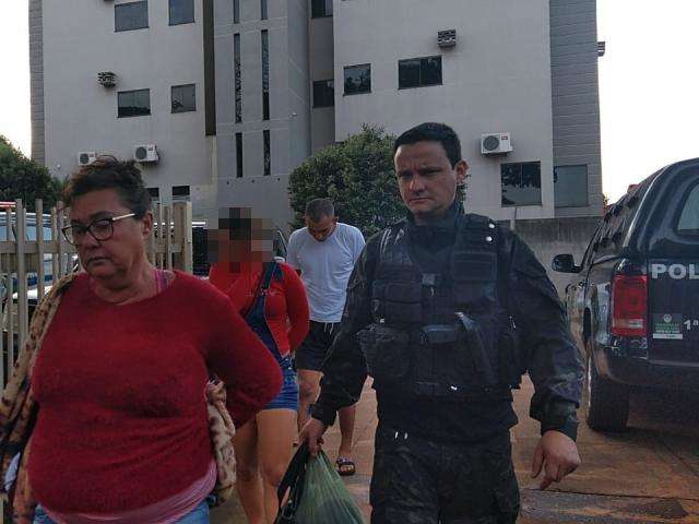 Traficante mantinha laborat&oacute;rio de drogas a 30 metros de escola