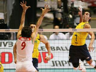  Brasil vence o Ir&atilde; por 3 a 0 na Copa do Mundo de v&ocirc;lei masculino
