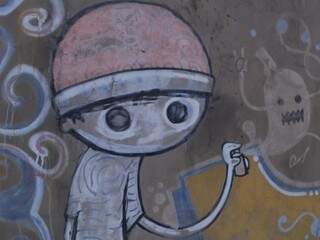 Personagem grafitado na grande parede de imóvel da Capital (Foto: Thaís Pimenta/ Arquivo)