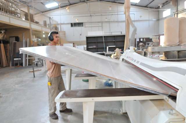 Produ&ccedil;&atilde;o industrial em MS recua 8,8 pontos e fecha 2015 em queda