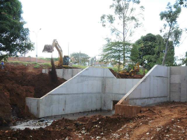 Vizinhos a grandes obras, eles assistem a cidade se transformar