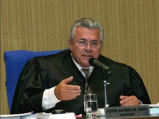 Conselheiro Cícero Antonio de Souza, presidente do Tribunal de Contas do Estado. (Foto: TCE/MS)