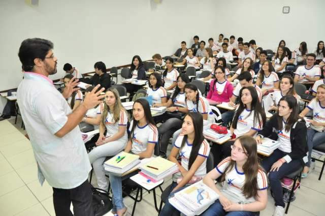 Nove das dez escolas com melhor nota no Enem s&atilde;o privadas