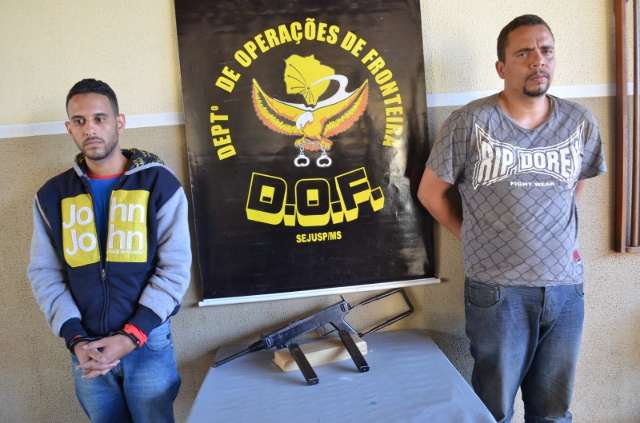 Homem preso com submetralhadora na fronteira &eacute; chefe do Comando Vermelho