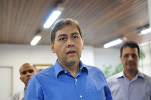 Bernal recebeu 1&ordm; sal&aacute;rio de R$ 20 mil junto com demais servidores