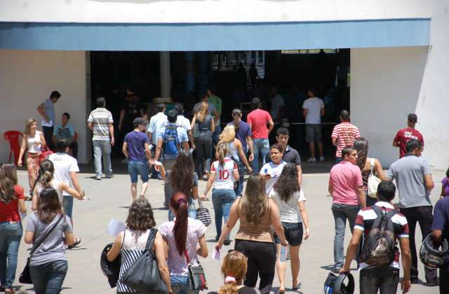  Bullying &eacute; o tema mais esperado para reda&ccedil;&atilde;o do Enem, palpitam candidatos