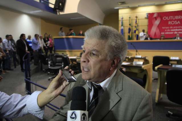 Bernal ser&aacute; o primeiro a conhecer &ldquo;cartas na manga&rdquo;, afirma Edil