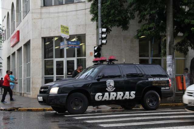 Ag&ecirc;ncia banc&aacute;ria no Centro tem quatro caixas eletr&ocirc;nicos furtados
