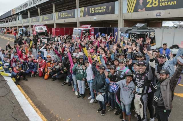 S&aacute;bado de defini&ccedil;&atilde;o de grid de largada na Copa Truck em Campo Grande