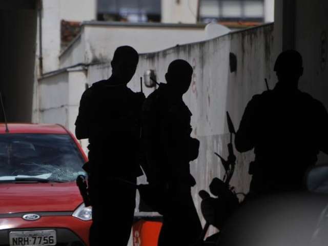 Sob suspeita de favorecimento, pol&iacute;cia mant&eacute;m sigilo em investiga&ccedil;&atilde;o