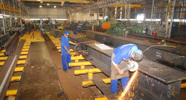 Gera&ccedil;&atilde;o de emprego do setor de servi&ccedil;os cai e MS fecha 1900 vagas