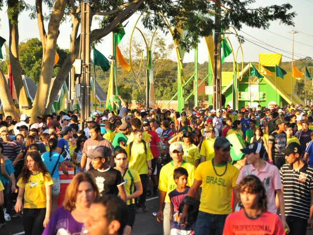  Prevendo recursos de R$ 2bi, LDO traz metas para tr&acirc;nsito e at&eacute; Copa 2014