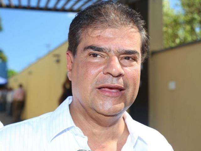 Nelsinho diz n&atilde;o haver chance de enfrentar irm&atilde;o nas urnas este ano