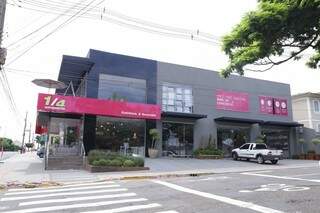 Nova loja fica na Avenida Afonso Pena esquina com Alagoas (Foto: Kísie Ainoã)