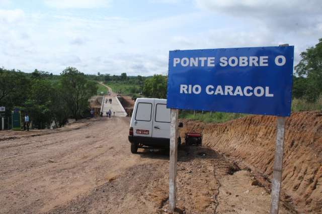 Caracol elege pavimenta&ccedil;&atilde;o urbana e ponte de concreto como prioridades