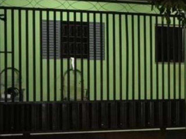 Port&atilde;o de resid&ecirc;ncia cai e fere crian&ccedil;a de 6 anos em Nova Andradina