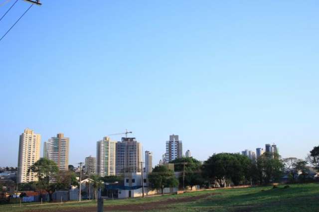 Semana come&ccedil;a quente e m&aacute;xima deve chegar a 39&ordm;C no Estado