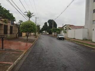 O bairro Tiradentes é um dos pontos onde já chove no inicio desta tarde. (Foto: Direto das Ruas) 