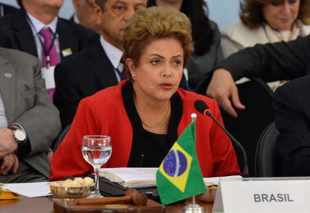 Avalia&ccedil;&atilde;o positiva do governo Dilma cai para 7,7% em julho, mostra pesquisa