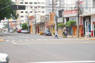 Ruas vazias  no início da manhã em Campo Grande. (Fotos:Rodrigo Pazinato)