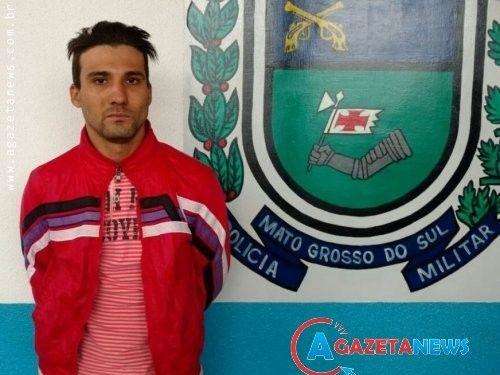 Homem tenta fugir, mas &eacute; preso com 429 quilos de maconha