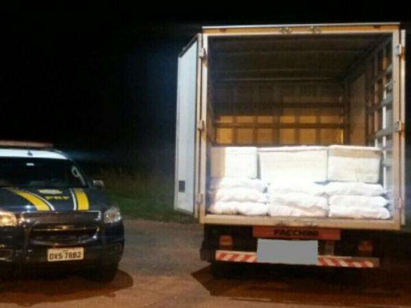 PRF flagra caminh&atilde;o com 1,2 tonelada de queijo impr&oacute;prio para o consumo