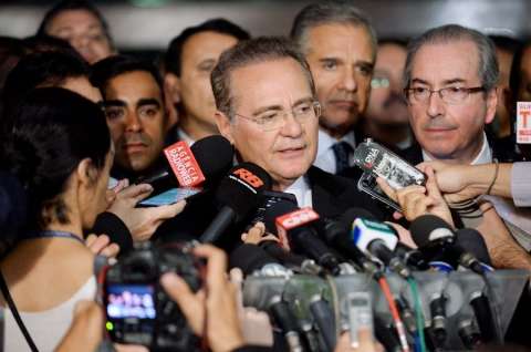 Processo de impeachment de Dilma começa a tramitar no Senado nesta terça