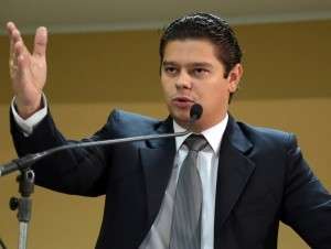 Advogado pede, e Gaeco entrega laudo da per&iacute;cia e celular de Ot&aacute;vio Trad 