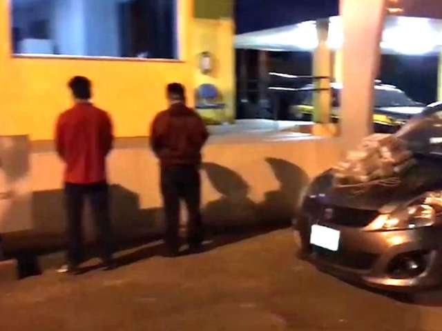 Dupla que tentava trazer coca&iacute;na da Bol&iacute;via &eacute; presa pela PRF