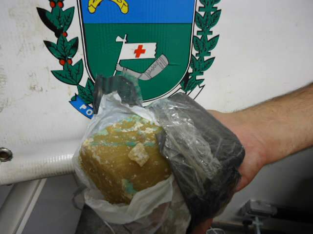  Coca&iacute;na sem "dono" &eacute; encontrada em &ocirc;nibus que ia para Aparecida do Taboado